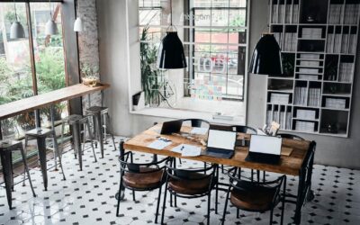 Les avantages et inconvénients des bureaux partagés pour les startups